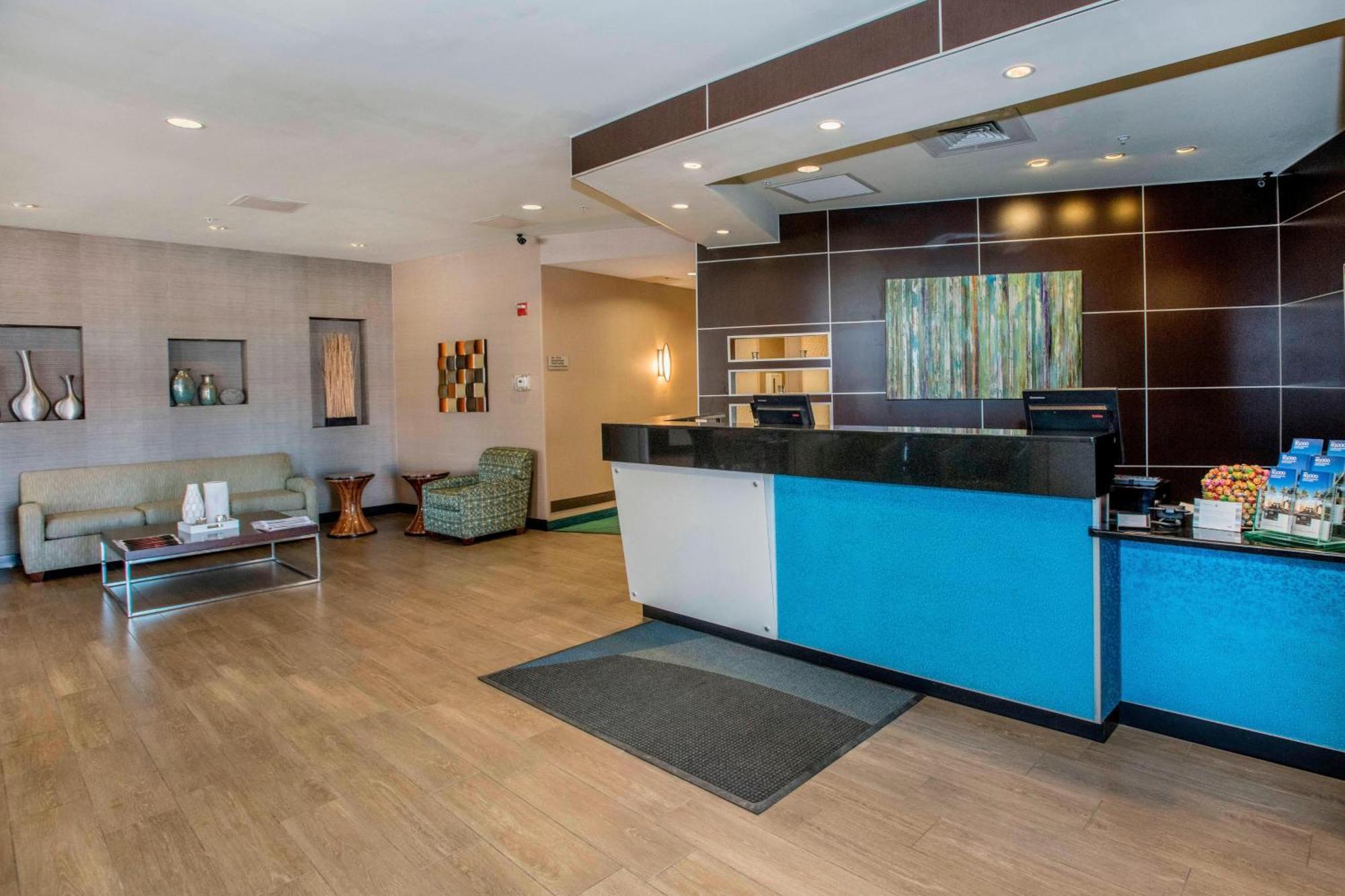 Springhill Suites By Marriott Pueblo Downtown Eksteriør billede